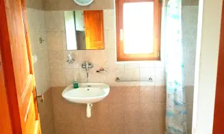 SOBĚSLAV - chatová oblast - foto číslo 1