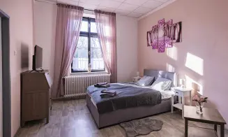JINDŘICHŮV HRADEC -  apartmán - foto číslo 7