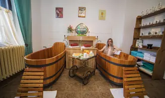 JINDŘICHŮV HRADEC -  apartmán - foto číslo 6