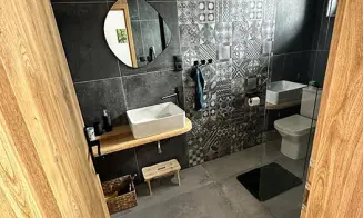 TRPNOUZE - luxusní chalupa s bazénem - foto číslo 16