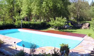 MODLETICE - apartmán se zapuštěným bazénem - foto číslo 8