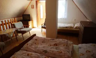 ROUDNÁ U LUŽNICE - chata - foto číslo 9