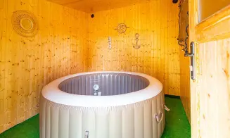 BRANNÁ - luxusní chalupa s bazénem - foto číslo 10