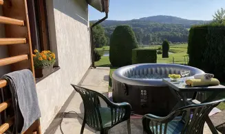 ZALUŽÍ - s možností vlastního rybolovu a vířivka - foto číslo 9