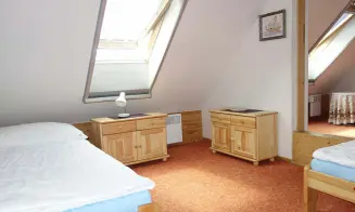 OBORA U CERHONIC - chalupa - foto číslo 31