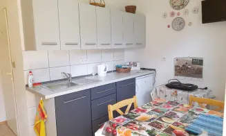 TŘEBOŇ - BŘILICE - chata - foto číslo 3