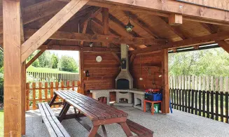 PŘÍCHOVICE - chata s vnitřním bazénem - foto číslo 28