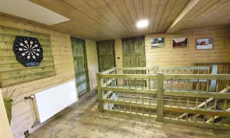 PŘÍCHOVICE - chata s vnitřním bazénem - foto číslo 2