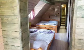 PŘÍCHOVICE - chata s vnitřním bazénem - foto číslo 1