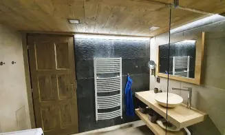 PŘÍCHOVICE - chata s vnitřním bazénem - foto číslo 25