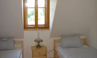 JÍLOVÉ U DRŽKOVA - stylová roubenka - foto číslo 25