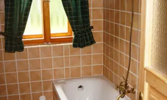 JÍLOVÉ U DRŽKOVA - stylová roubenka - foto číslo 23