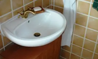 JÍLOVÉ U DRŽKOVA - stylová roubenka - foto číslo 1