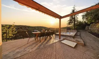 ZNOJMO - luxusní apartmán s bazénem - hlavní obrázek