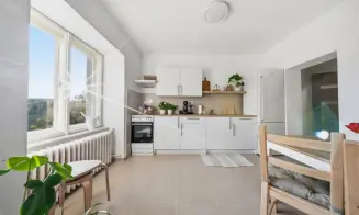 ZNOJMO - luxusní apartmán s bazénem - foto číslo 9