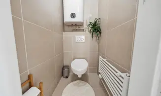 ZNOJMO - luxusní apartmán s bazénem - foto číslo 8