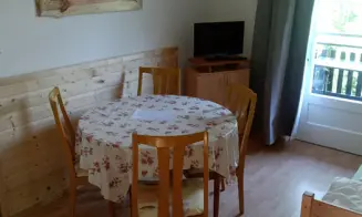 VRANOVSKÁ PŘEHRADA - apartmánový dům - foto číslo 6