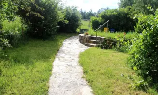 JEVIŠOVICE -  chata + malá chatka - foto číslo 30