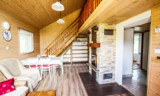 JEVIŠOVICE -  chata + malá chatka - foto číslo 14