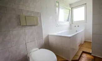 JEVIŠOVICE -  chata + malá chatka - foto číslo 7