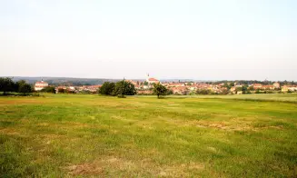 JEVIŠOVICE -  chata + malá chatka - foto číslo 18