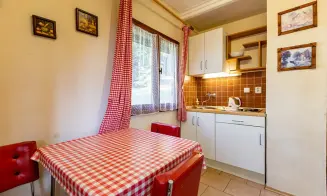 VRANOVSKÁ PŘEHRADA - chatový areál - foto číslo 2