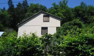 PODHRADÍ NAD DYJÍ - chata se zapuštěným bazénem - foto číslo 19