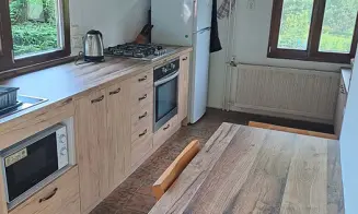 PODHRADÍ NAD DYJÍ - chata se zapuštěným bazénem - foto číslo 12