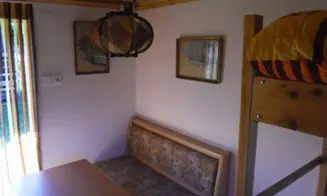 PODHRADÍ NAD DYJÍ - 2 malé chatky - foto číslo 7