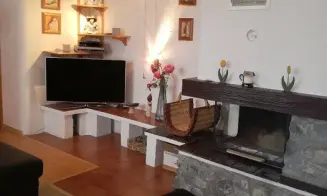 HOLŠTEJN - 2 apartmány - foto číslo 32