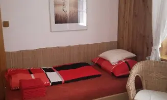 HOLŠTEJN - 2 apartmány - foto číslo 9