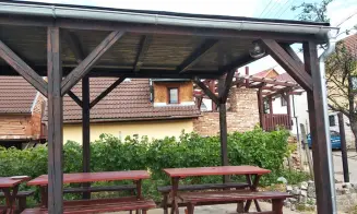 MUTĚNICE - chata - vinný sklípek - foto číslo 4