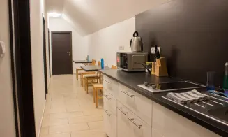 MUTĚNICE - sklípek - foto číslo 13