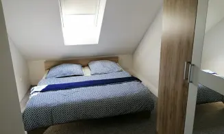 MUTĚNICE - vinný sklípek - foto číslo 3