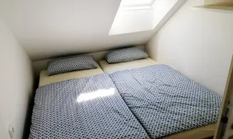 MUTĚNICE - vinný sklípek - foto číslo 6