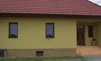 MUTĚNICE - rekr. dům bez majitele - foto číslo 7