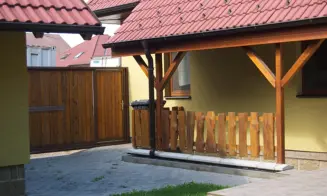 MUTĚNICE - rekr. dům bez majitele - foto číslo 8