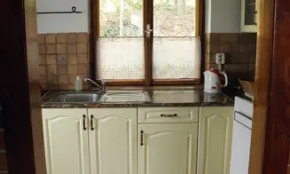 BŘESTEK - chata - foto číslo 4