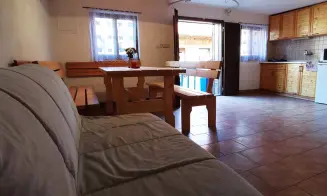 MIKULČICE - chalupa - foto číslo 3