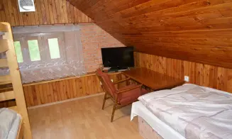 ŠTÍTNÁ NAD VLÁŘÍ - chalupa - foto číslo 1