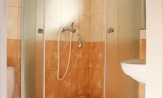 JEVIŠOVICE -  chata + apartmán - s přítomností maj - foto číslo 23