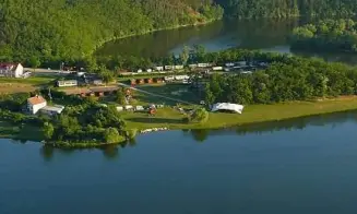 VÝROVICE - 2 mobilheimy - foto číslo 11