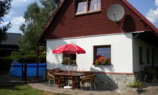 VLČICE U TRUTNOVA - chata