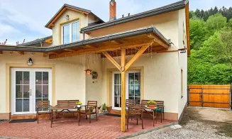 SVOBODA NAD ÚPOU - luxusní chalupa