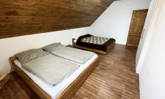 HORNÍ OLEŠNICE - chalupa - foto číslo 4