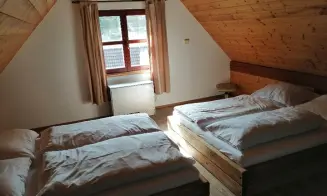 HORNÍ OLEŠNICE - chalupa - foto číslo 21