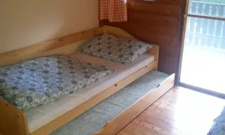 STARÉ BUKY - chata s bazénem - foto číslo 8