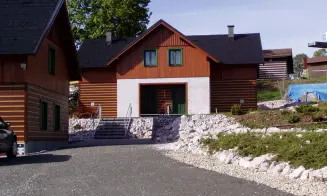 VRCHLABÍ -  3 chaty - 6 apartmánů - foto číslo 21