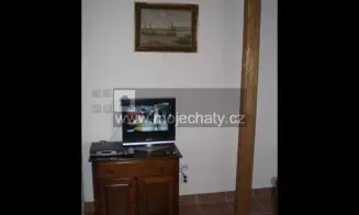 VRCHLABÍ -  3 chaty - 6 apartmánů - foto číslo 4