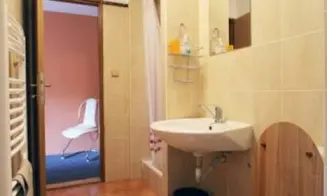 VELKÁ ÚPA - chalupa - foto číslo 17